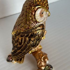 Rucinni Owl trinket box.